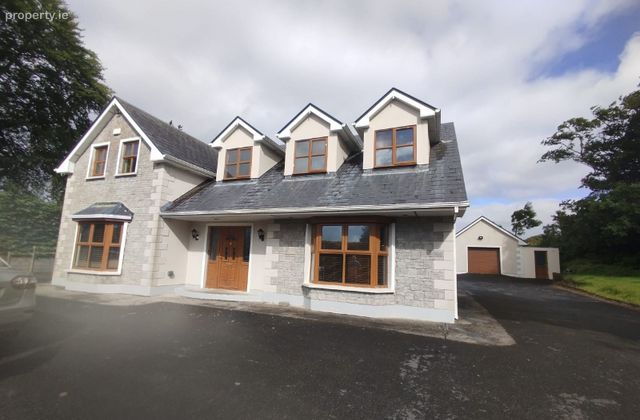 Moyveela, Oranmore, Galway, Oranmore, Co. Galway - Click to view photos