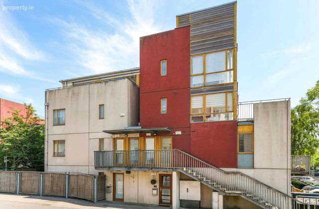 95 Cedarbrook Avenue, Cherry Orchard, Dublin 10, Cherry Orchard, Dublin 10 - Click to view photos