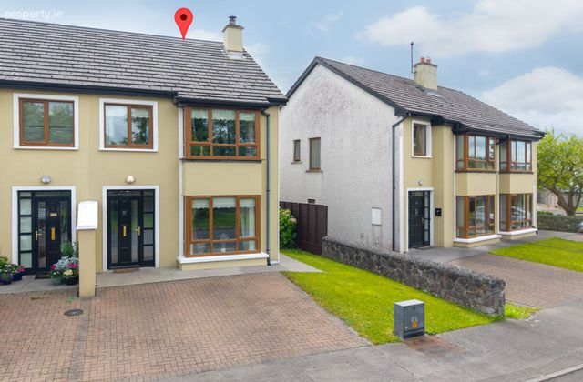 51 Dunbeag, Newport Road, Castlebar, Co. Mayo - Click to view photos