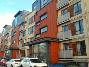 Compass Court, Royal Canal Park, Dublin 15 - Image 3