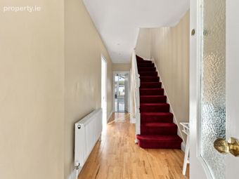 28 Shanliss Way, Dublin 9, Santry, Dublin 9 - Image 3