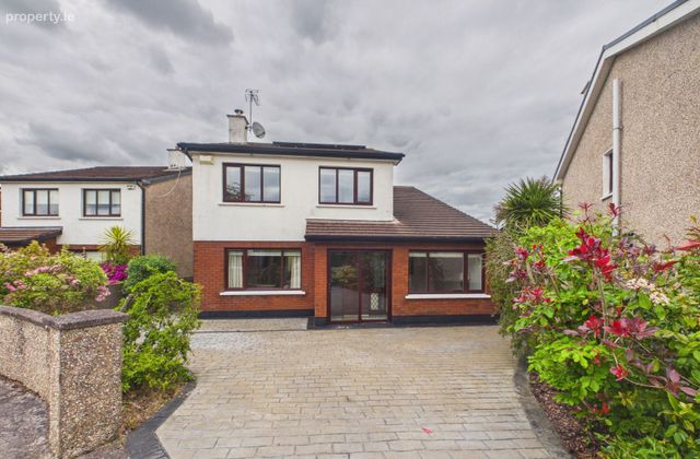 20 Kiltegan Lawn, Rochestown Road, Rochestown, Co. Cork - Click to view photos