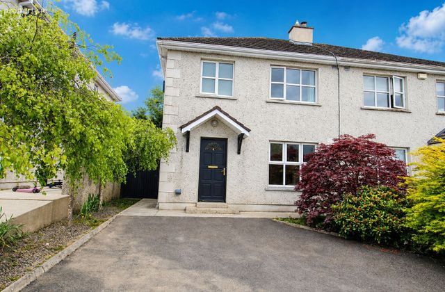 4 Highfield, Carnew, Co. Wicklow - Click to view photos