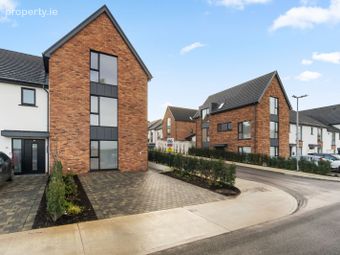 44 Waterfall Heights, Ardrostig, Bishopstown, Co. Cork - Image 4