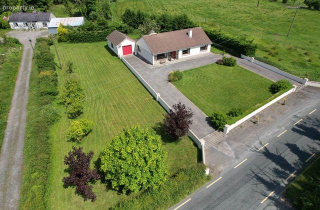Derrooghs, Kilkerrin, Co. Galway, Kilkerrin, Co. Galway - Click to view photos
