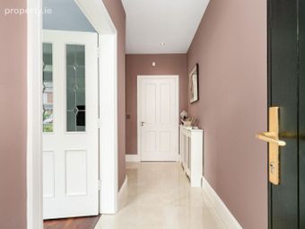 19 Ballintyre Heath, Dublin 16, Ballinteer, Dublin 16 - Image 2