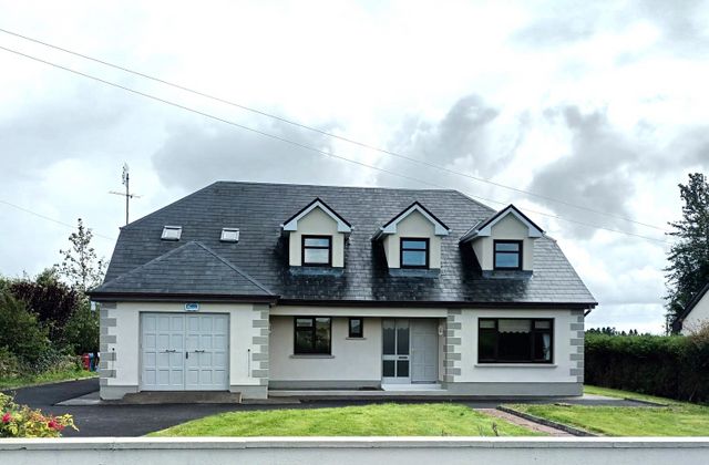 Kinturk Upper, Ballyhean, Castlebar, Co. Mayo - Click to view photos