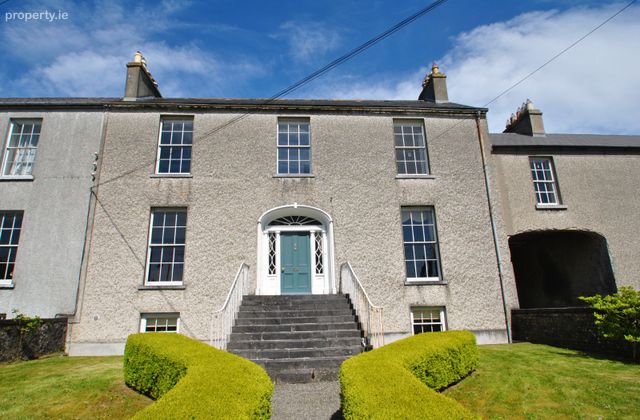 4 John's Mall, Birr, Co. Offaly - Click to view photos