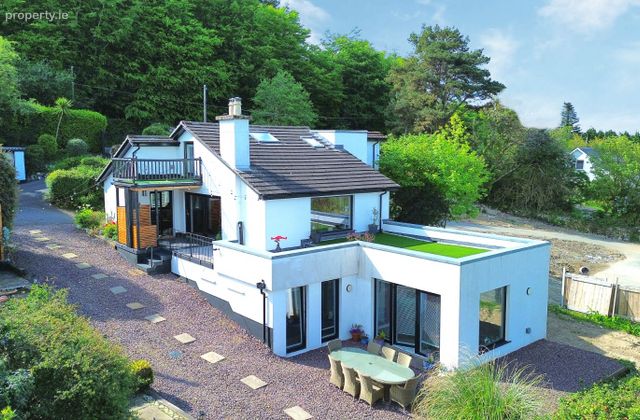 Ballinteer Lodge, Tara Hill, Tara Hill, Co. Wexford - Click to view photos