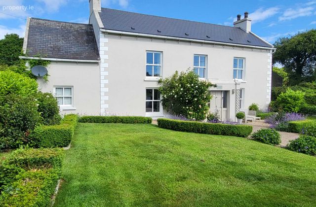 Earlswood House, Saltmills, Fethard-on Sea, New Ross, Co Wexford, Fethard-On-Sea, Co. Wexford - Click to view photos