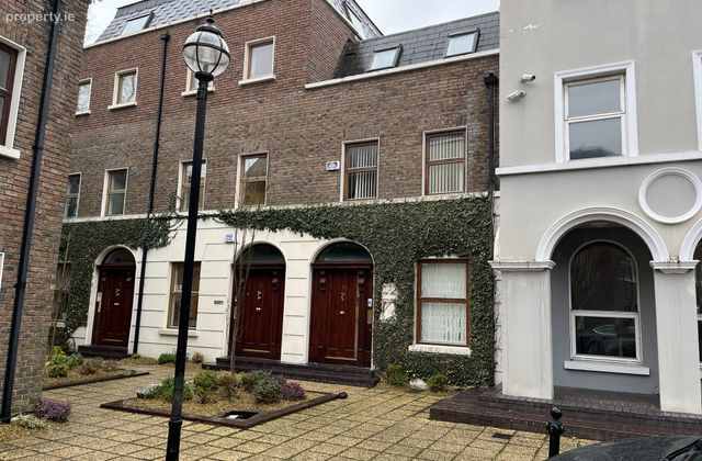 15 Windsor Place D02H985, Dublin 2 - Click to view photos