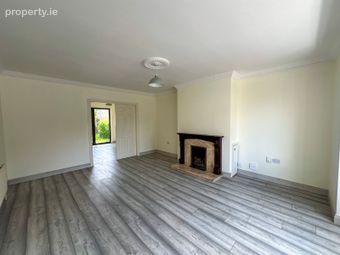 54 The Green, College Road, Galway City Centre, Galway, Bohermore, Co. Galway - Image 3