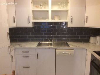 28, Arasain Na Mara, Grattan Road, H91n4v2, Salthill, Co. Galway - Image 4