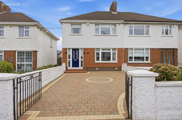 81 Elm Mount Park, Dublin 9, Beaumont, Dublin 9 - Click to view photos