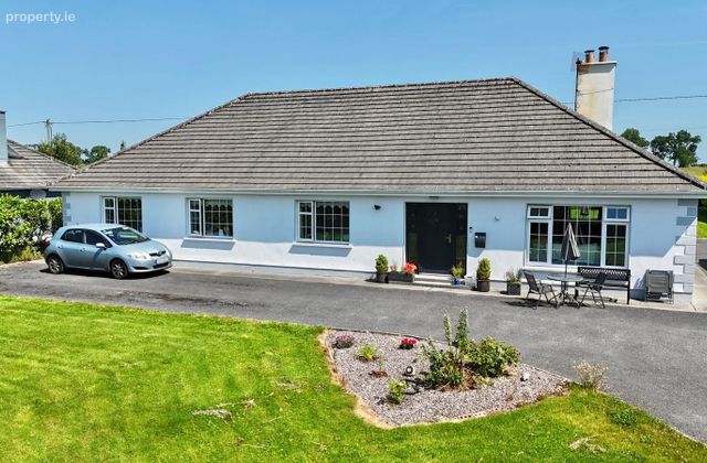 Ardskea More, Cummer, Corofin, Co. Galway - Click to view photos