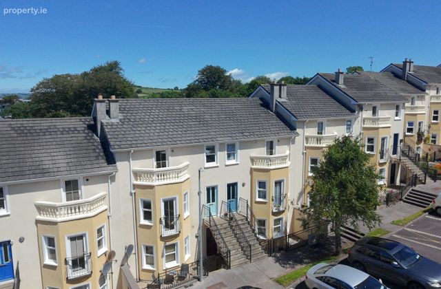 20 Chandlers Rest, Rushbrooke Links, Cobh, Co. Cork - Click to view photos