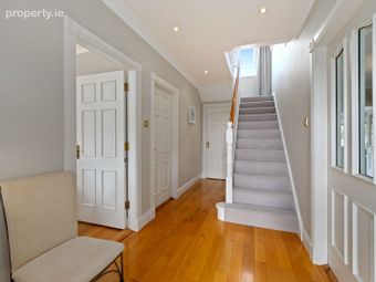 9 Hill Farm Avenue, Model Farm Road, Carrigrohane, Co. Cork - Image 4