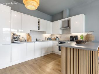 Apartment 16, Friarsland Crescent, Goatstown, Dublin 14 - Image 5