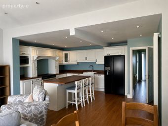 60 The Avenue, Woodpark, Ballinteer, Dublin 16 - Image 2