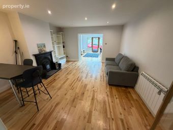 2 Rian Oisin, Cois Cuain, Salthill, Co. Galway - Image 3