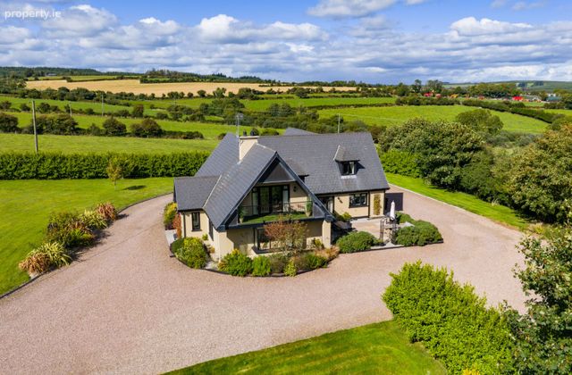 Ballinteosig, Killeagh, Inch, Co. Cork - Click to view photos