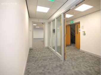 Jervis House (walkway Entrance), Millennium Walkway, Dublin 1 - Image 3