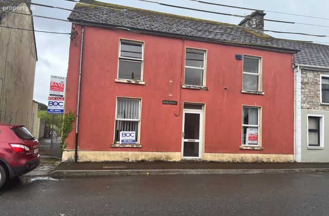 Derg House, Connacht Road Scarriff, Scarriff, Co. Clare - Click to view photos