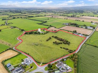 Ballytarsna Castle, Ballytarsna, Horse and Jockey, Co. Tipperary - Image 5