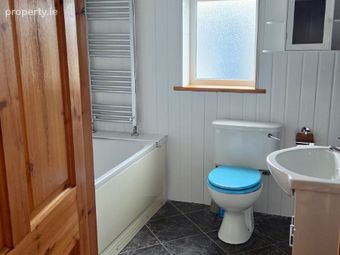 Available Now | Warm, Furnished 2-bed Home | Wifi &amp; Refuse Included, Tubbercurry, Co. Sligo - Image 5