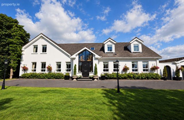 Oaklands, Lagore Little, Dunshaughlin, Co. Meath - Click to view photos