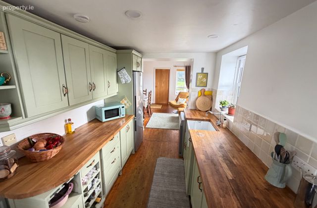 Whitty's Cottage, Whittyshill, Wellingtonbridge, Co. Wexford - Click to view photos