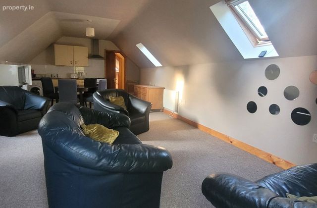 Ballyhubbock Upper, Stratford-on-Slaney, Co. Wicklow - Click to view photos