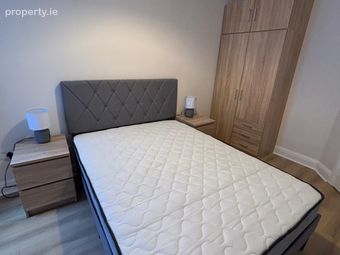 Newmarket Square, Wards Hill, Christchurch, Dublin 8, Christchurch, Dublin 8 - Image 4