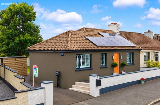 Clara Road, Moate, Moate, Co. Westmeath - Click to view photos