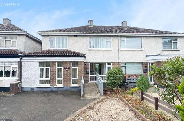 41 Churchview Park, Watson Estate, Killiney, Co. Dublin - Click to view photos