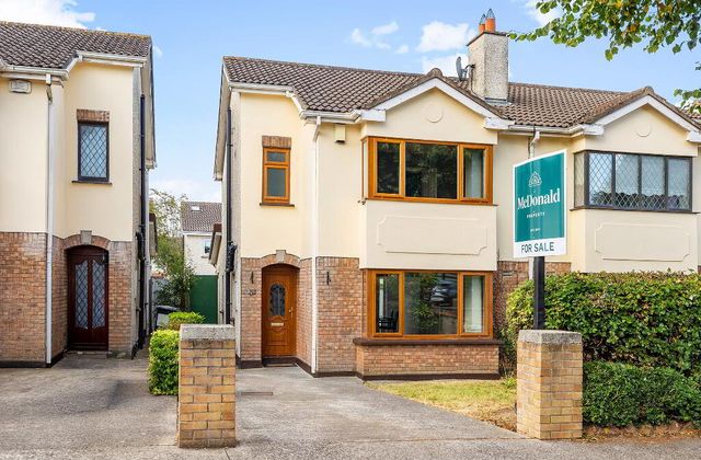 15 Colthurst Crescent, Lucan, Co. Dublin, Lucan, Co. Dublin - Click to view photos
