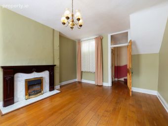 67 The Coombe, Dublin 1 - Image 2