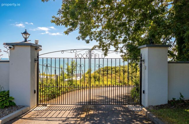 5 Rockfield Park, Brittas Bay, Ardanairy, Co. Wicklow - Click to view photos