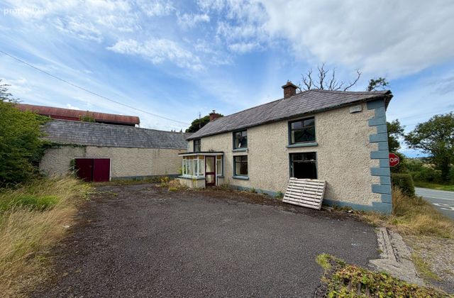 Leaby Cross, Collon, Collon, Co. Louth - Click to view photos
