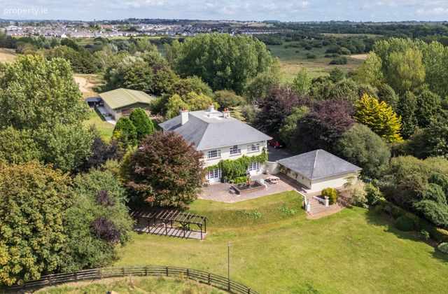 Somerset House, Sheep\'s Bridge, Carrigroe, Ballindud, Co. Waterford - Click to view photos