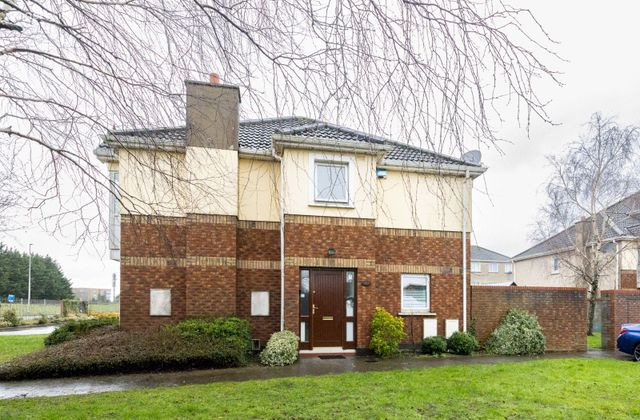 40 Castlegrange Square, Dublin 22, Clondalkin, Dublin 22 - Click to view photos