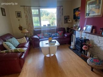 Carrow Roe, 4 Saint Munchin's Drive, Shannon Banks, Corbally, Westbury, Co. Clare - Image 5