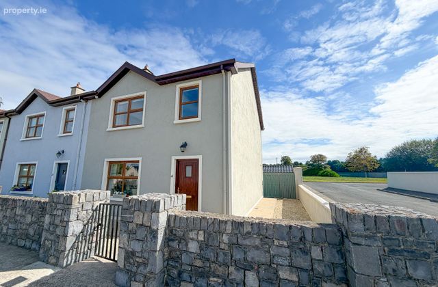 4 Killenure Court, Knockavilla, Cashel, Co. Tipperary - Click to view photos
