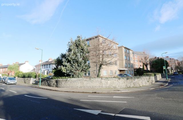 1 Saint John's Court, Park Avenue, Sandymount, Dublin 4 - Click to view photos