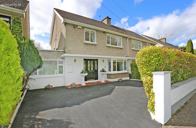 3 Saint James Court, Ennis Road, Co. Limerick, Ennis Road, Co. Limerick - Click to view photos