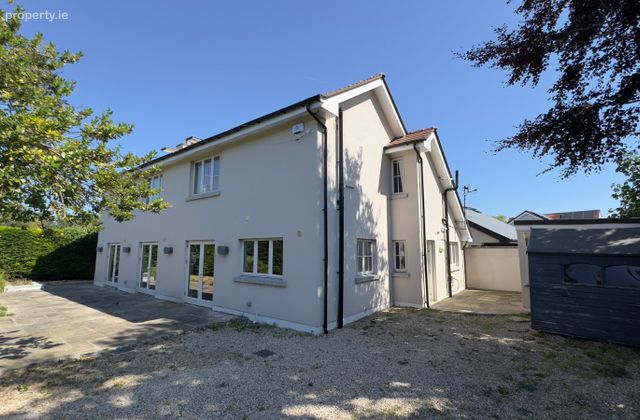 Meridien, Hainault Road, Foxrock, Dublin 18 - Click to view photos