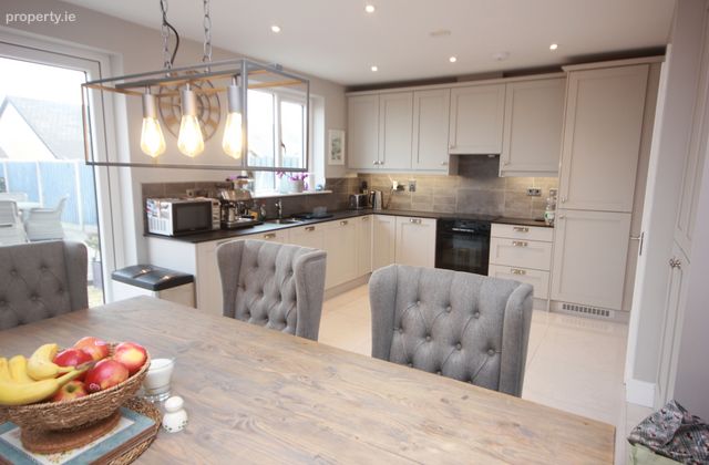27 Birch View, Mount Woods, Douglas, Co. Cork - Click to view photos
