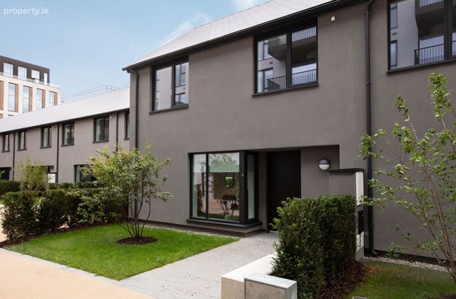 2-bed, Mayor Street Upper, Dublin 1 - Click to view photos