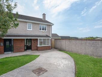 26 The Rise, Sweetfields, Youghal, Co. Cork - Image 3