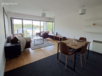 71 Longmeadow, Conyngham Road, Islandbridge, Dublin 8 - Image 2